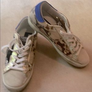 Golden Goose Sneakers